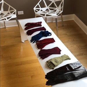 Leather and cashmere gloves